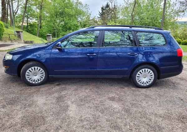 Volkswagen Passat cena 16900 przebieg: 141222, rok produkcji 2007 z Sandomierz małe 379